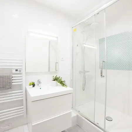 Διαμέρισμα Mirror House - 130m2 - 3br / 3ba Aircon 2